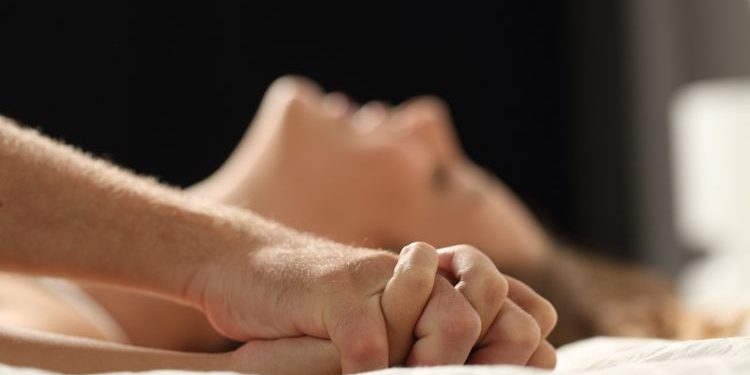 Cukup Sentuh Bagian Ini, Zoya Amirin Beberkan Rahasia Kepuasan Wanita