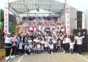 Peringatan HUT RI Ke80, Warga Perum Cahaya Weleri Asri Perkuat Kebersamaan antar Warga